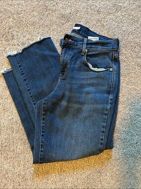 Cropped Levi’s Jeans